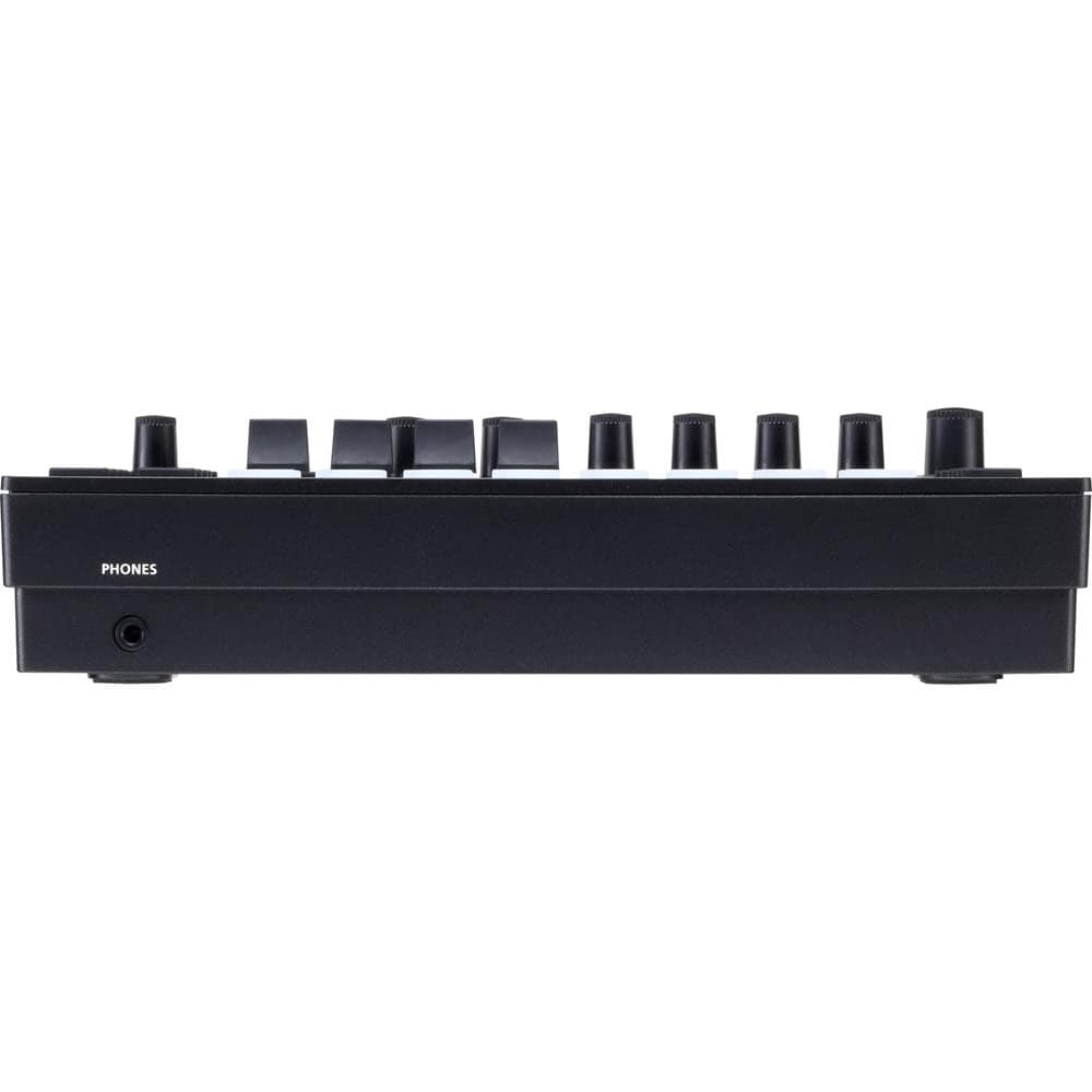 Roland MC-101 Groovebox