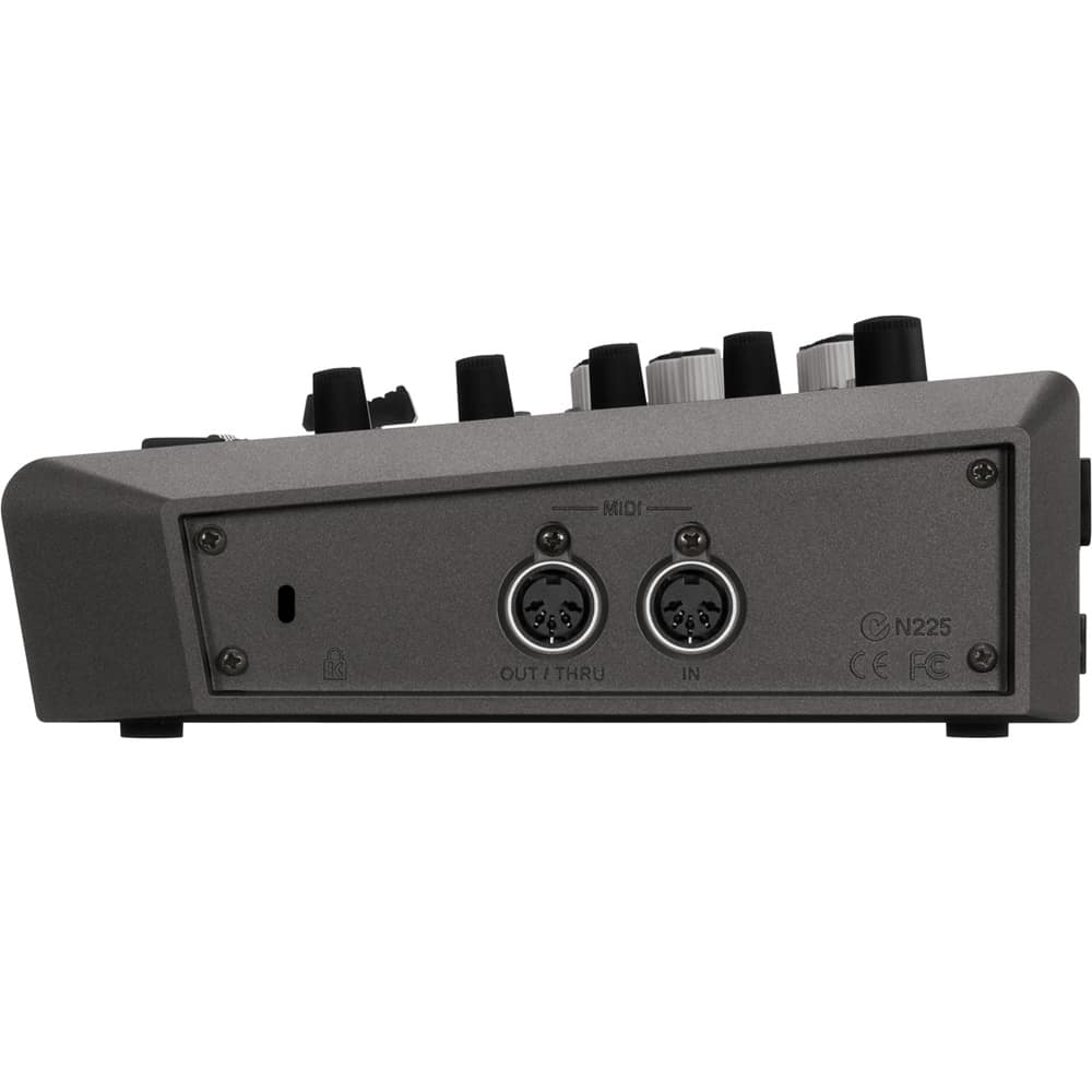 Roland VR3EX ride side