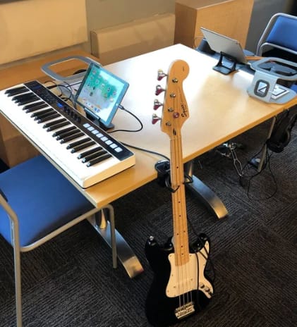Compact practice setups with shared instruments and minimal equipment.