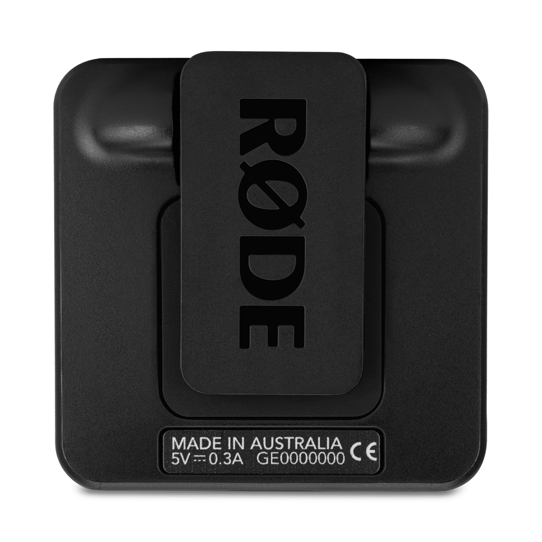 Rode Wireless GO II Dual Channel Wireless Mic System - receiver rear